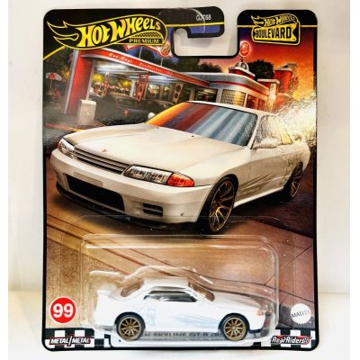 画像1: Nissan Skyline GT-R（BNR32）