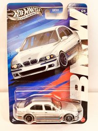 2001 BMW M5